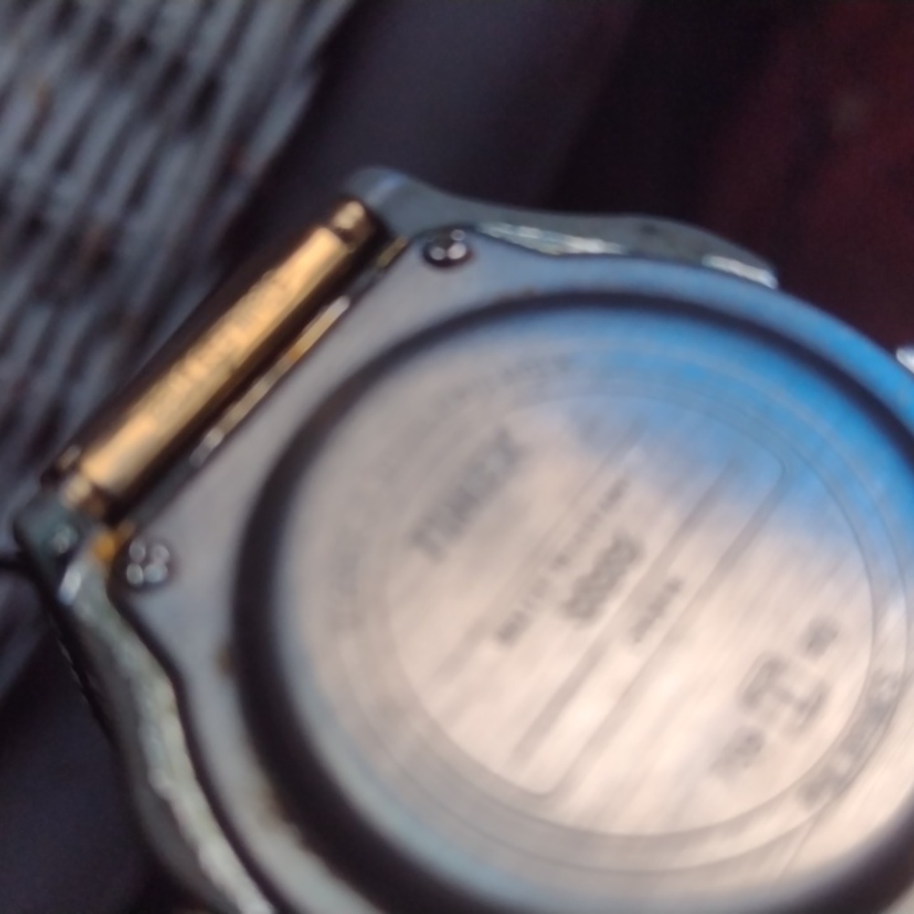 Timex Indiglo - Picture 2 of 3